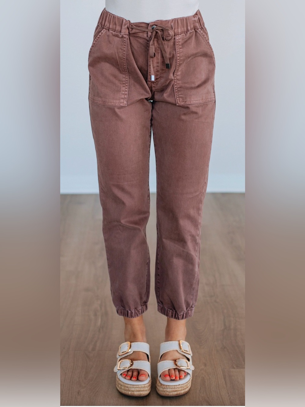 NWT Mica Denim High Rise Jogger Crop Pants Cocoa Stretch Drawstring Women’s L